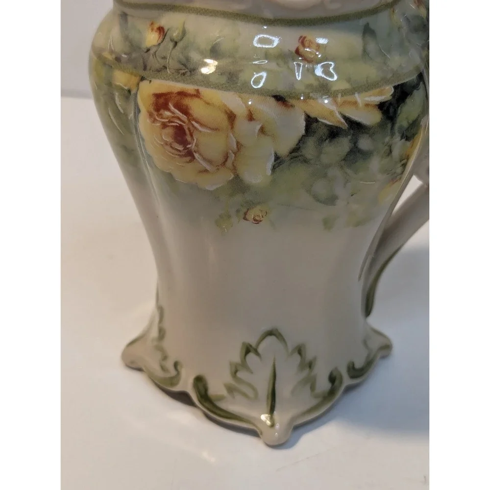 Victorian porcelain‎ floral cream and sugar